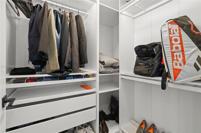 Building Photo - 3301 NE 1st Ave