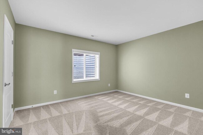 Building Photo - 40578 Sculpin Ct