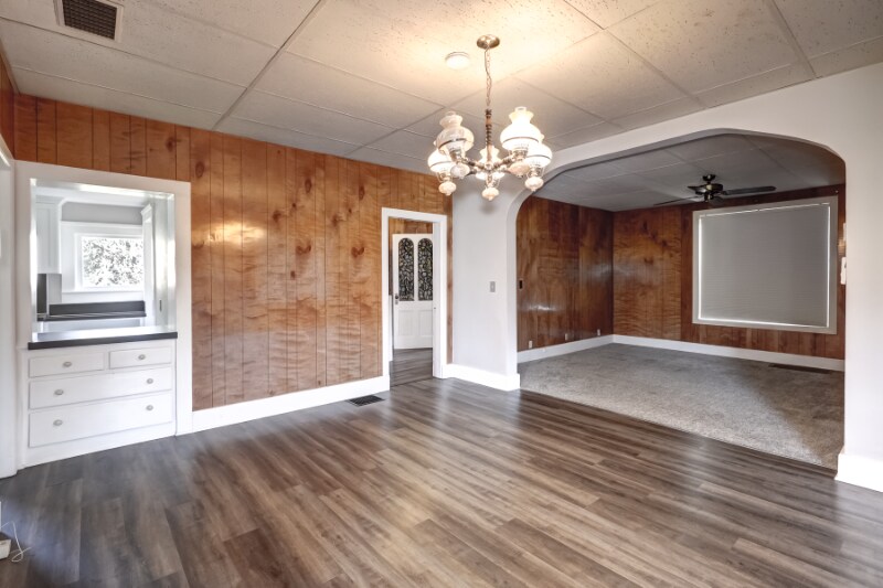 Building Photo - 47400 NW David Hill Rd