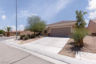 Building Photo - 7628 Fieldfare Dr