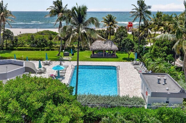 Building Photo - 2401 Collins Ave