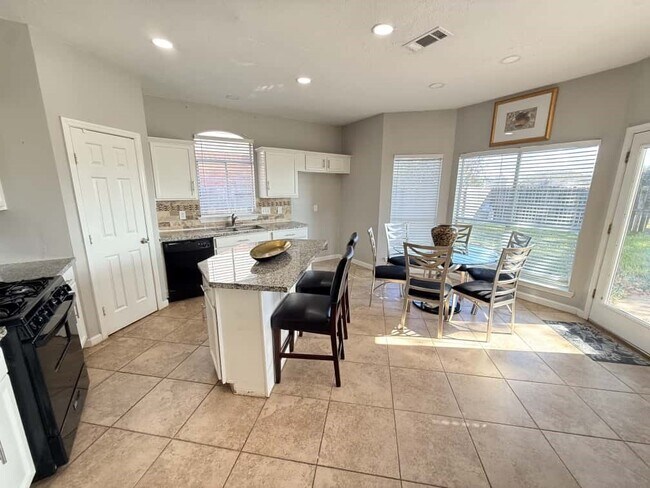 Building Photo - 4410 Innsbrook Pl