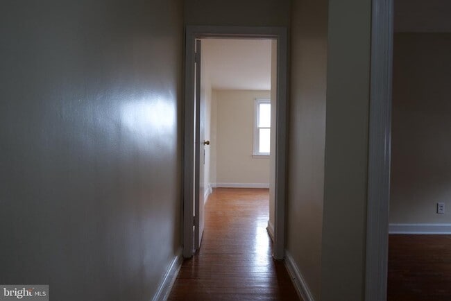 Building Photo - 1131 Kerper St