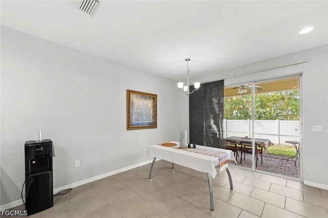 Building Photo - 3768 Tilbor Circle