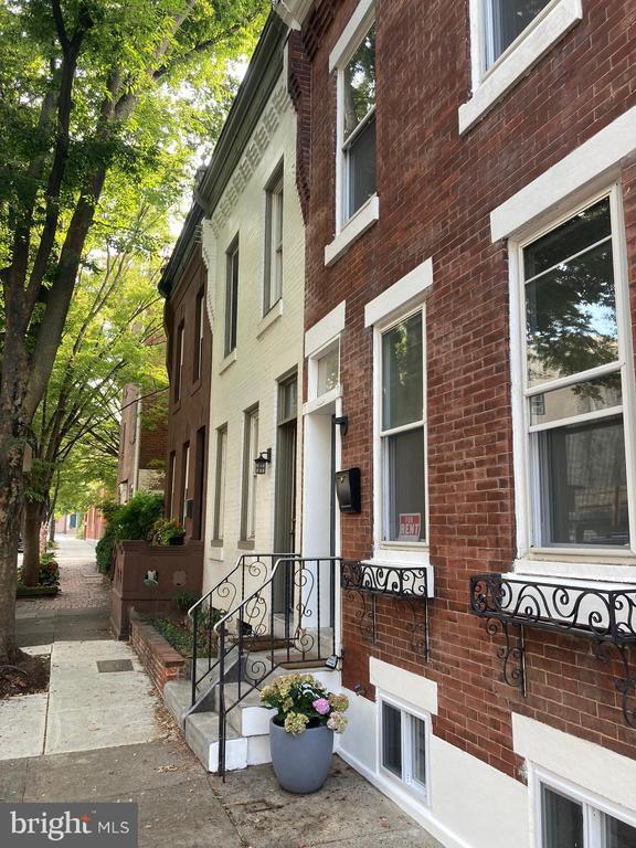 Building Photo - 504 S 25th St