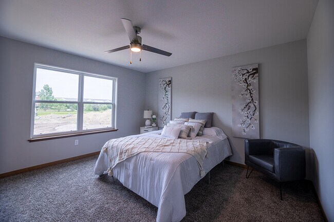 Building Photo - 3402 Green Pastures Ln