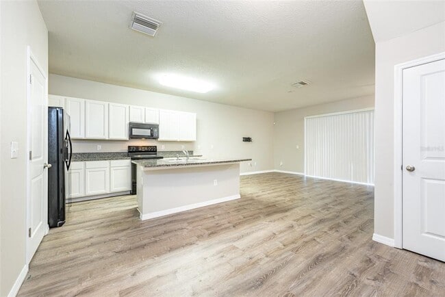 Building Photo - 8908 Indigo Trl Lp