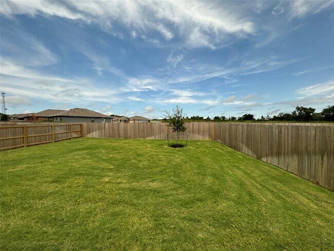 Building Photo - 209 Blanco Dr