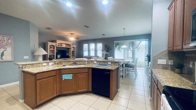 Building Photo - 8808 Abbey Leaf Ln