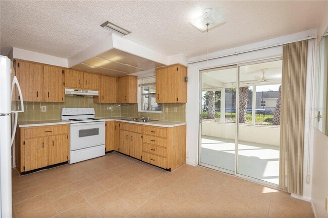 Building Photo - 6436 Baldwyn Ave