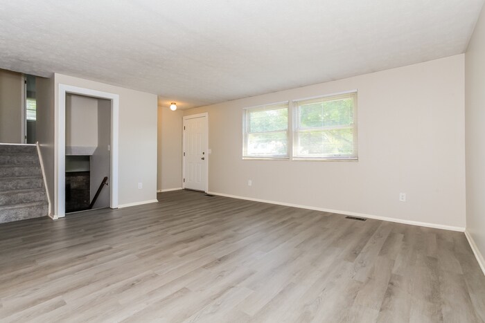 Building Photo - 4116 Calumet Cir