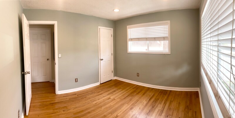 Building Photo - 1875 S Raritan St