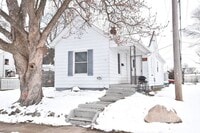 Building Photo - Mishawaka Near Parks and the Riverwalk 2 bedroom