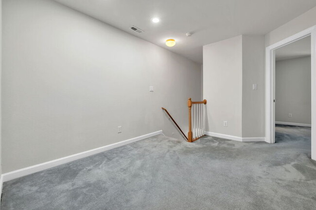 Building Photo - 2019 Soundings Cres Ct