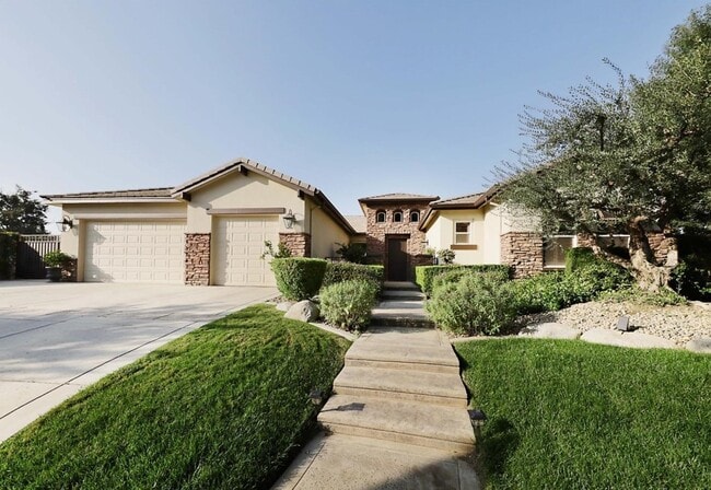 Primary Photo - 1700 Briercliff Ct