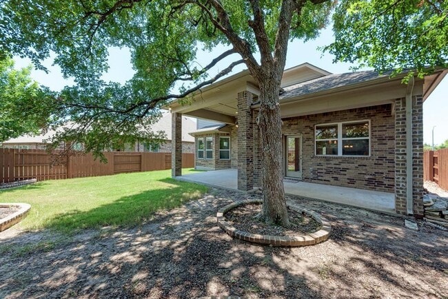 Building Photo - 321 Navigator Dr