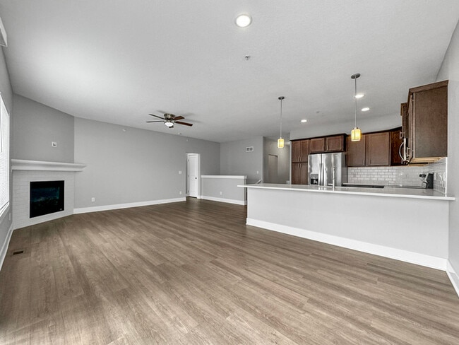 Building Photo - 4461 Lower Beaver Rd