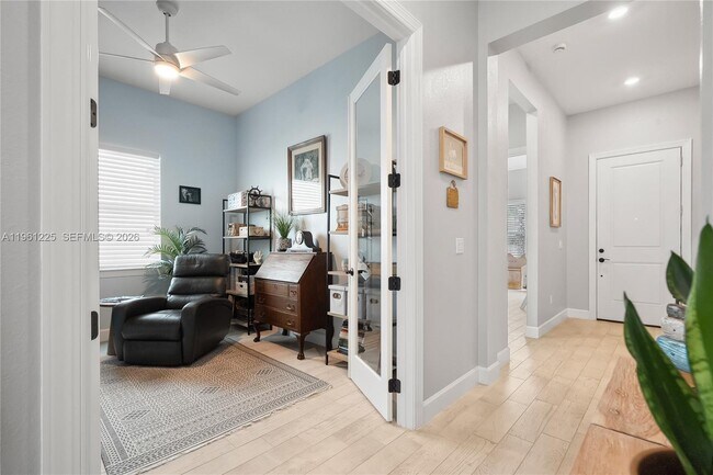 Building Photo - 9734 SW Meridian Wy