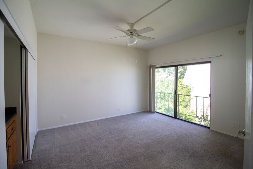 Building Photo - 6204 Shoup Ave