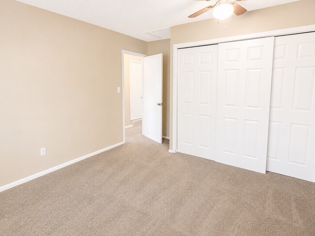 Building Photo - Denver Apartment Near Cherry Creek Trail & Garland Park