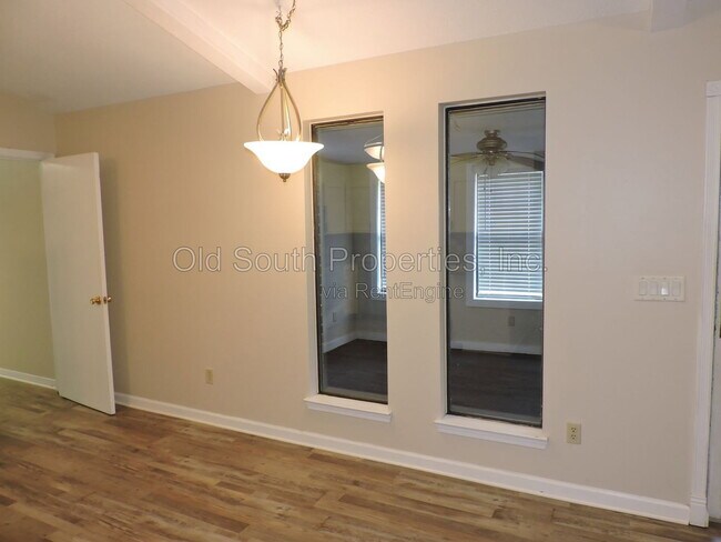 Building Photo - 3206 Raines St
