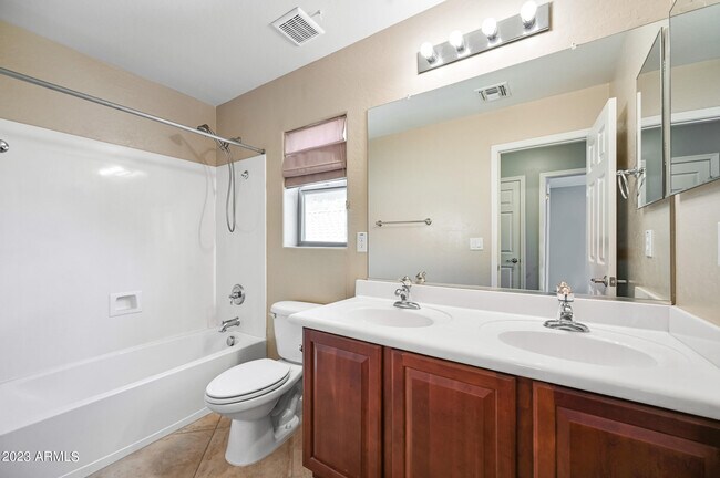 Building Photo - 3732 W Ghost Flower Ct