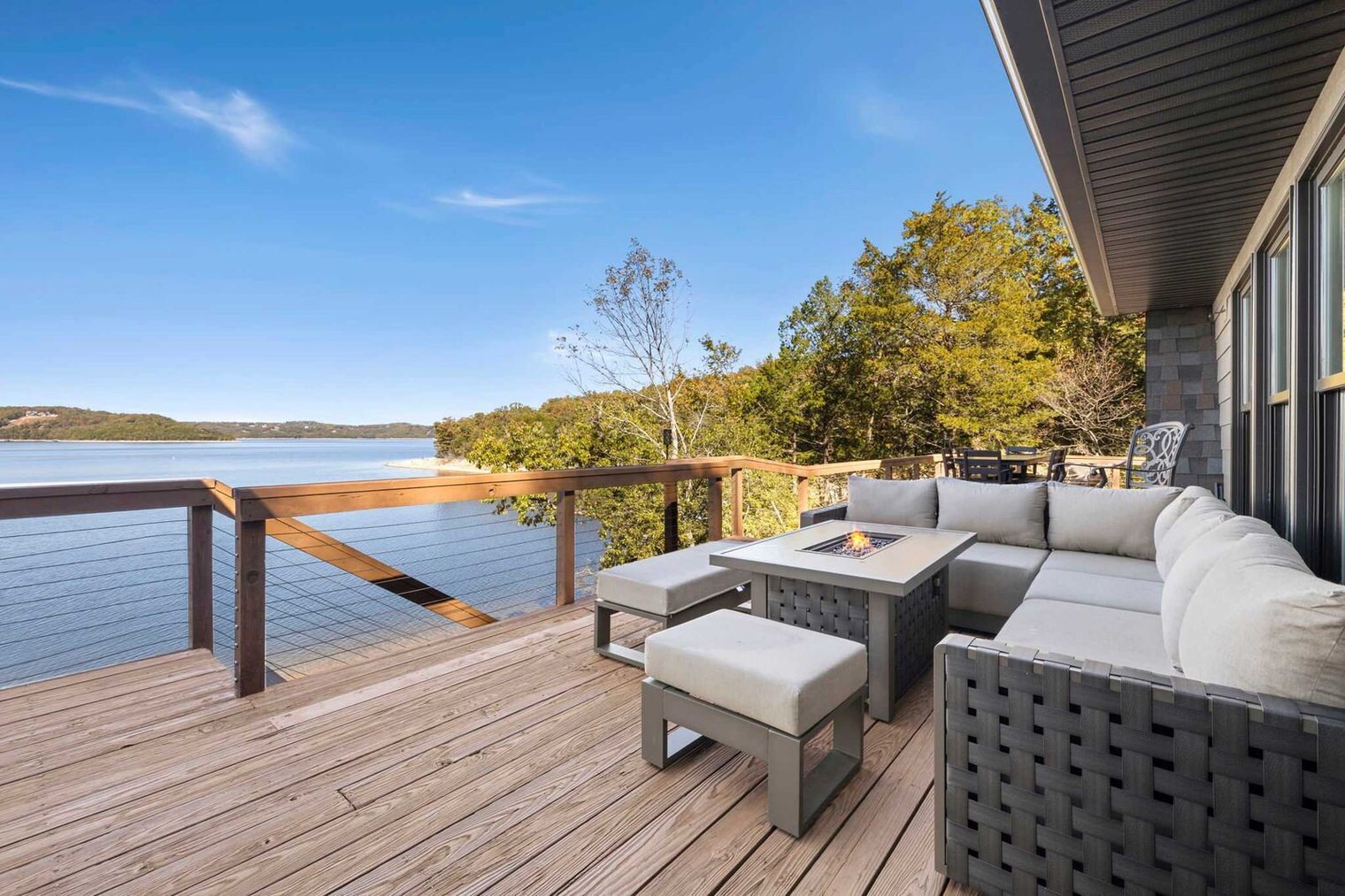 Building Photo - 9063 Mundell Rd