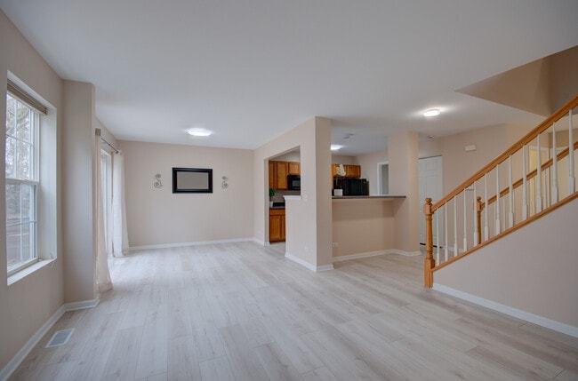 Building Photo - 2421 Stoughton Cir