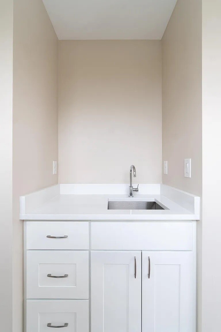 Wet Bar on Third Floor - 4265 W 13th Ave