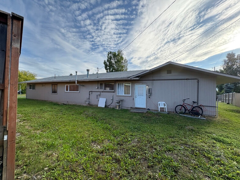 Building Photo - 4116 W 88th Ave