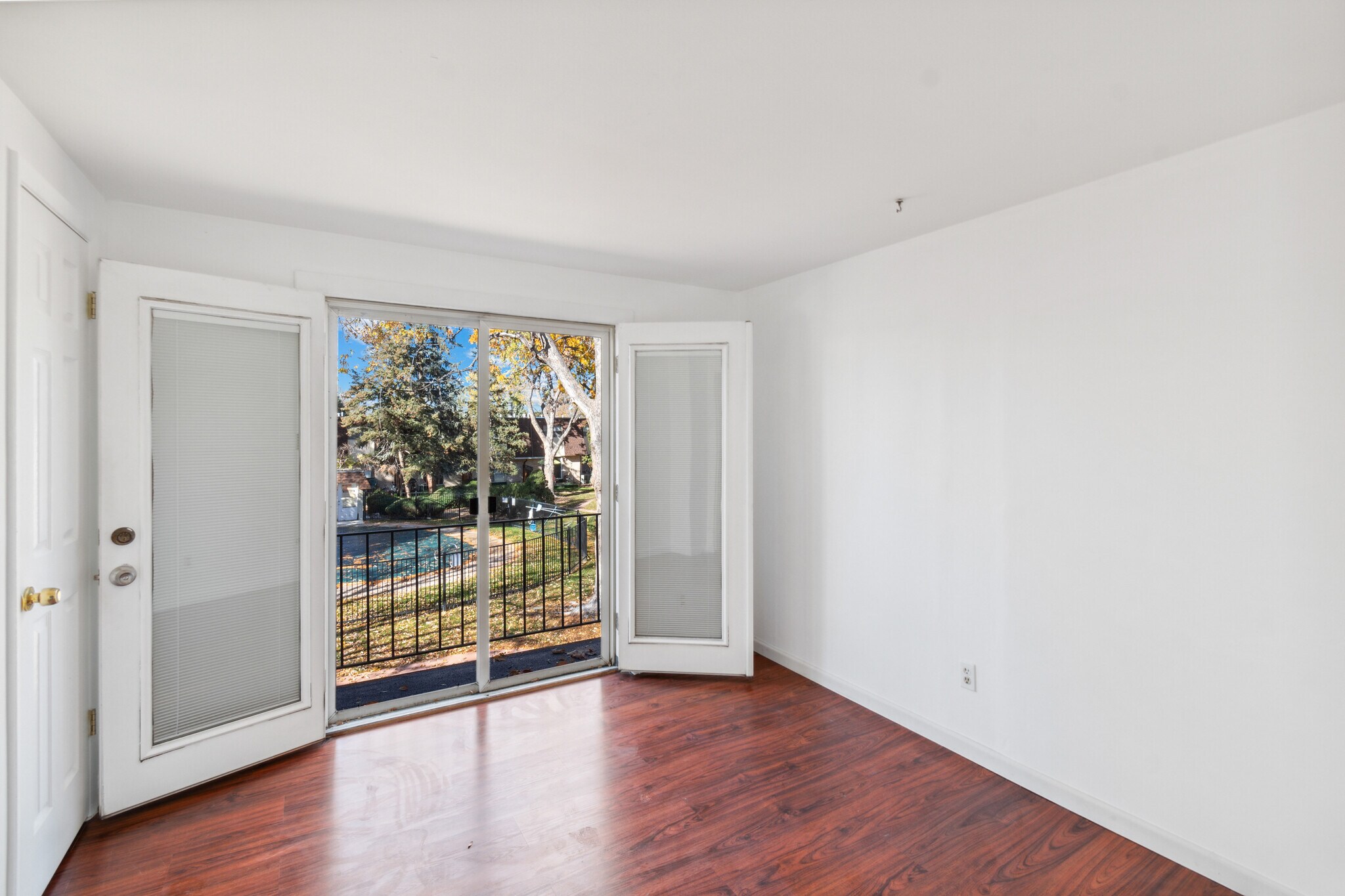 Building Photo - 1200 S Monaco Street Pky