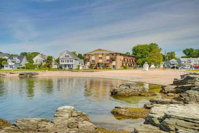 Building Photo - 109 Hawley Ave