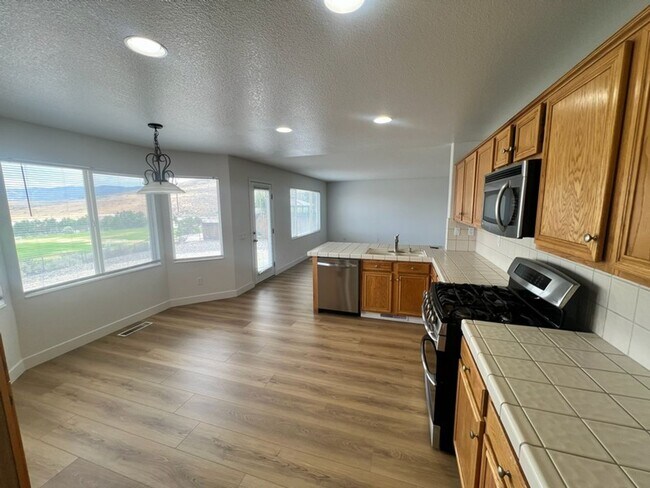 Building Photo -  Four Bedroom near Galena High School
