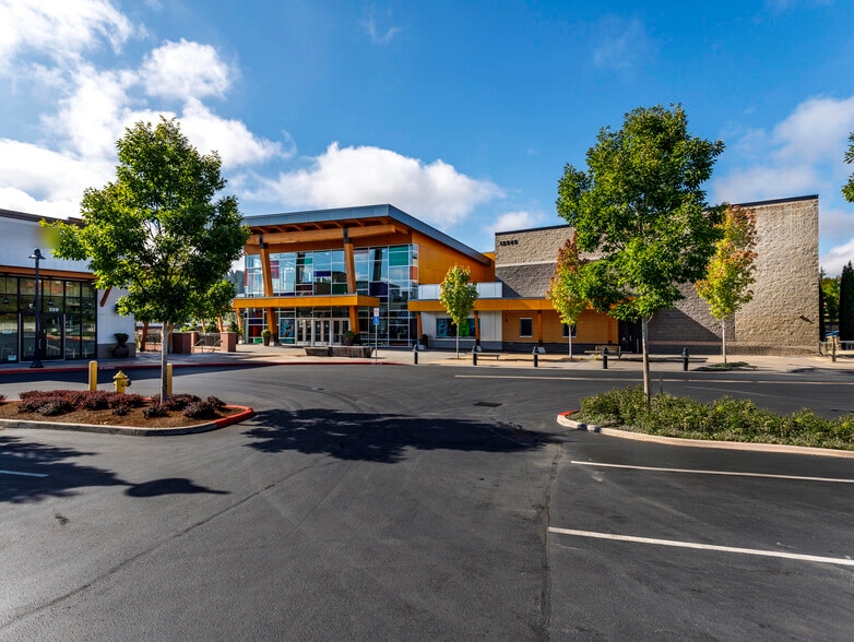 Progress Ridge Cinema - 15186 SW Canyon Wren Way