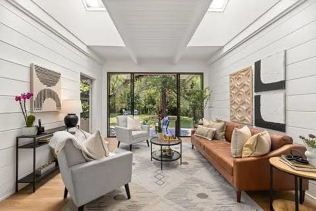 Building Photo - Charming 3bd/3bth Mid Century Home in Lark...