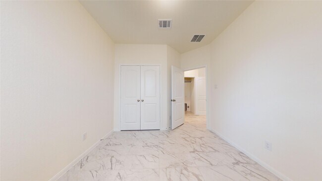 Building Photo - 10434 Astor Pt Trl