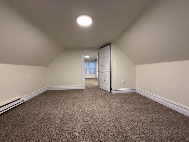 Building Photo - Now showing updated 4BR 1.5 bath house!