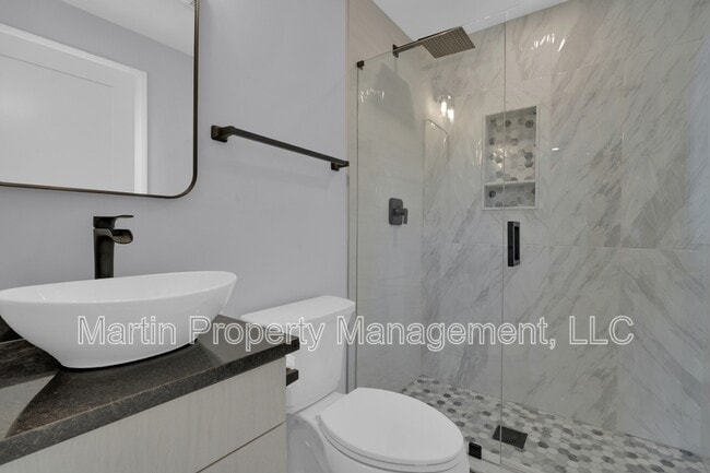 Building Photo - 1 Rockingham Ave