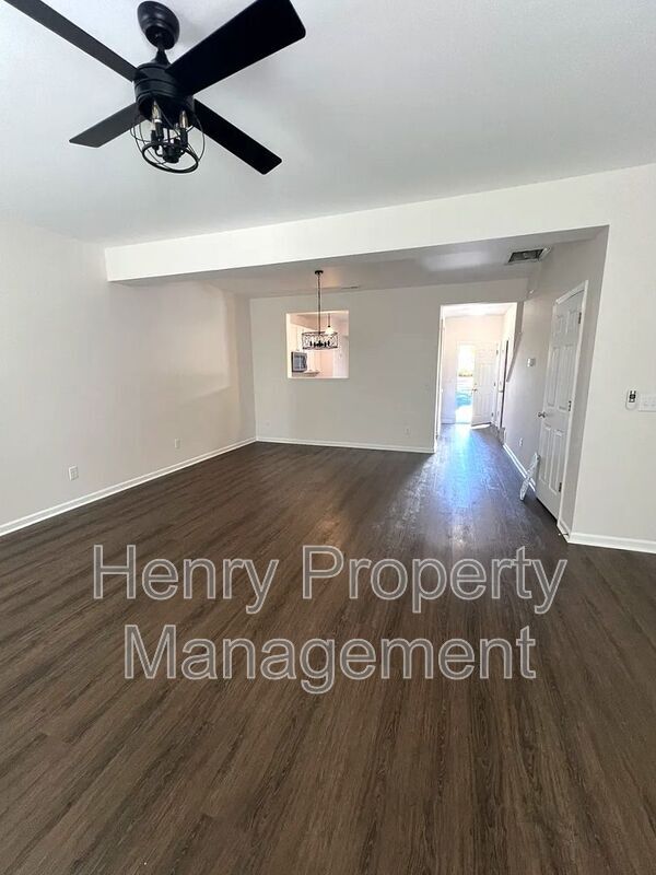 Building Photo - 134 Forthview Way