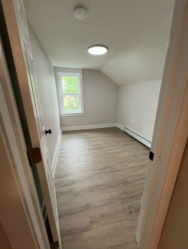 Building Photo - A Rare 5 Bedroom Renovated House Available...