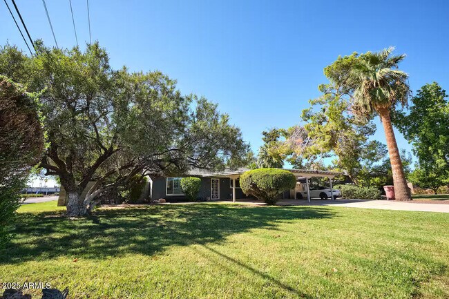 Primary Photo - 6931 E Almeria Rd