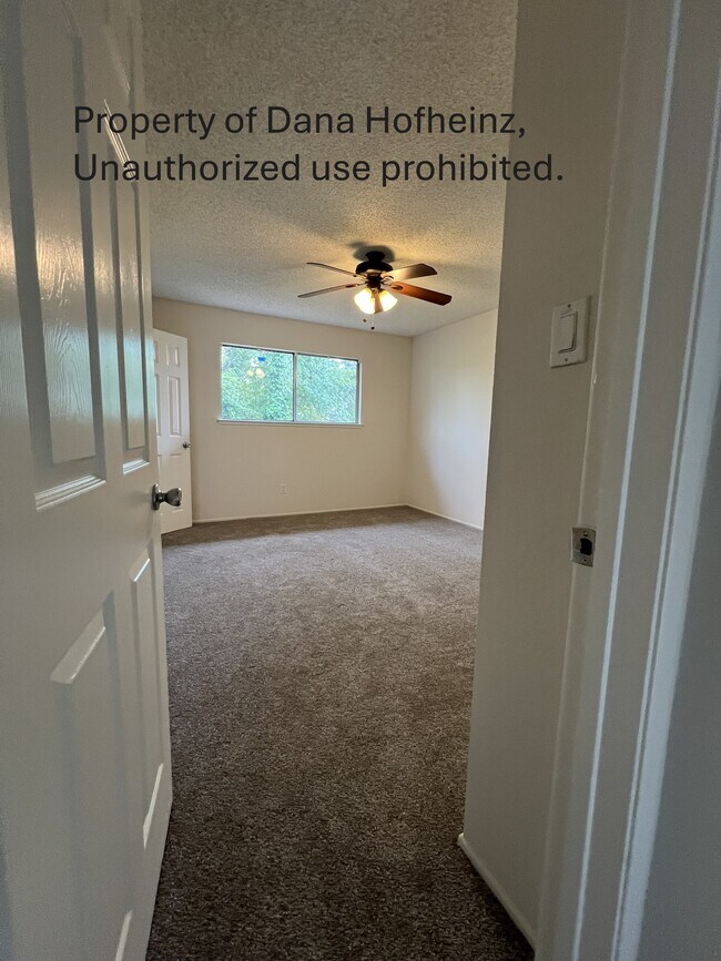 Building Photo - 6632 Markley Way