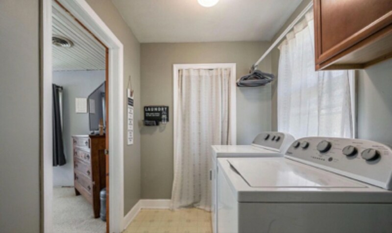 Building Photo - 218 N Union St