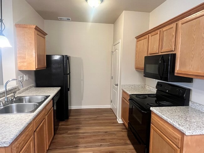 Building Photo - 202 Bella Sera Ln