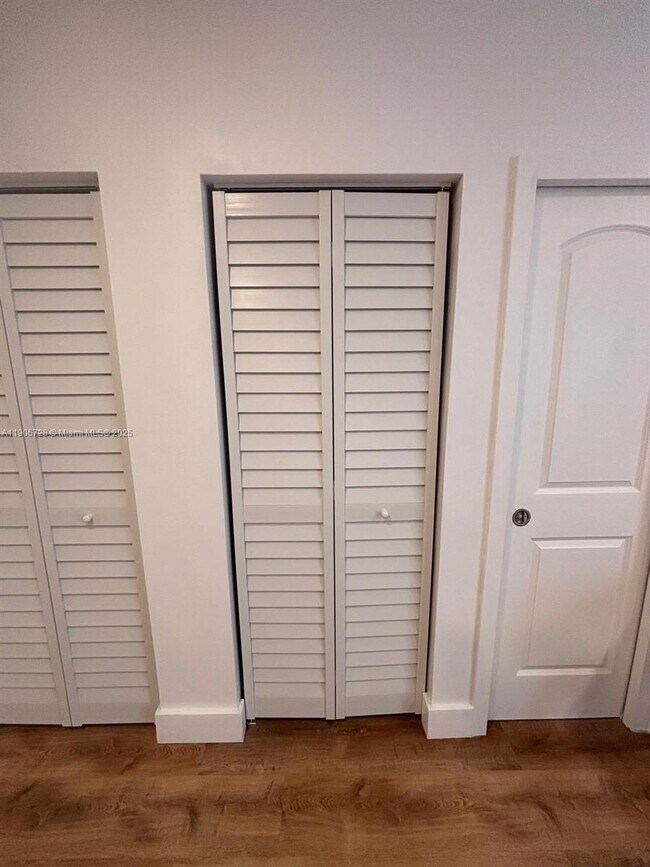 Building Photo - 14270 SW 68th St