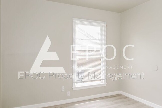 Building Photo - 3107 NW 41st St
