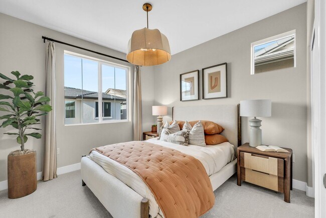 Building Photo - New-built Home in Great Park