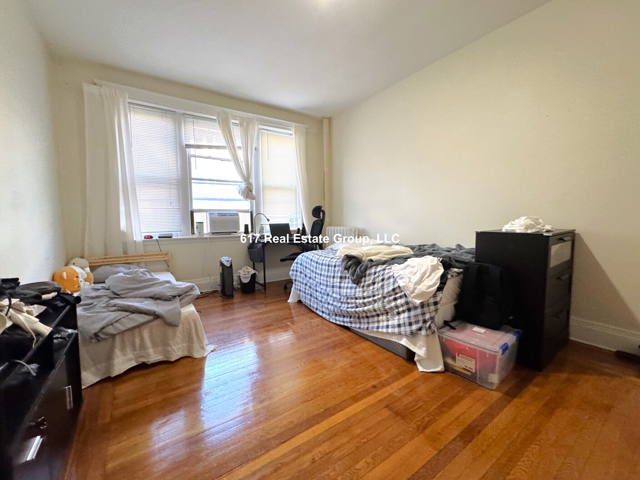 Building Photo - 22 Euston St