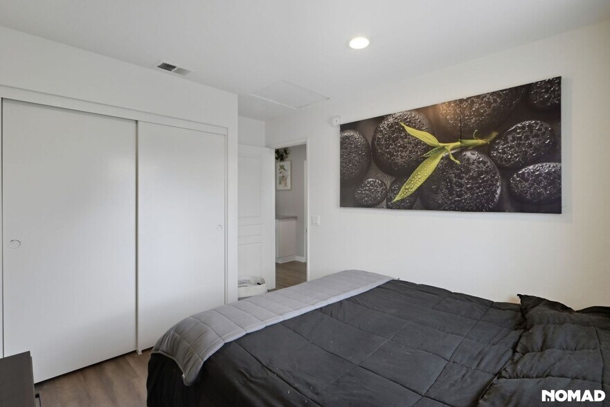 Building Photo - 44873 Rein Ct