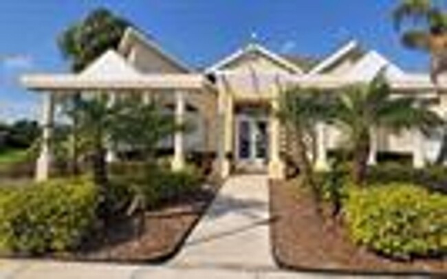 Building Photo - 4 bedroom, 3 bath, 2-car Garage